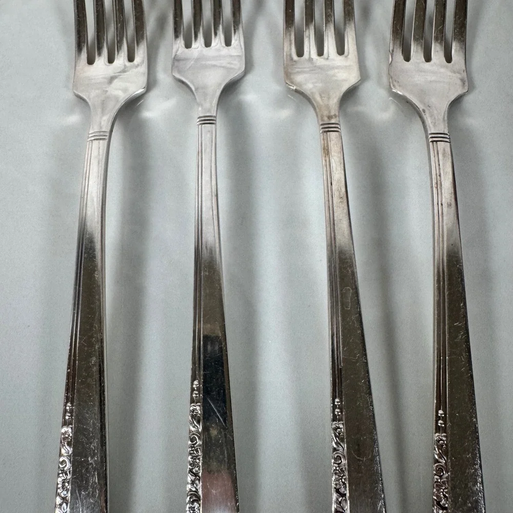 Set of 4 Oneida Nobility Plate Silver‎ Plated Dinner Forks Caprice Floral Lot 1